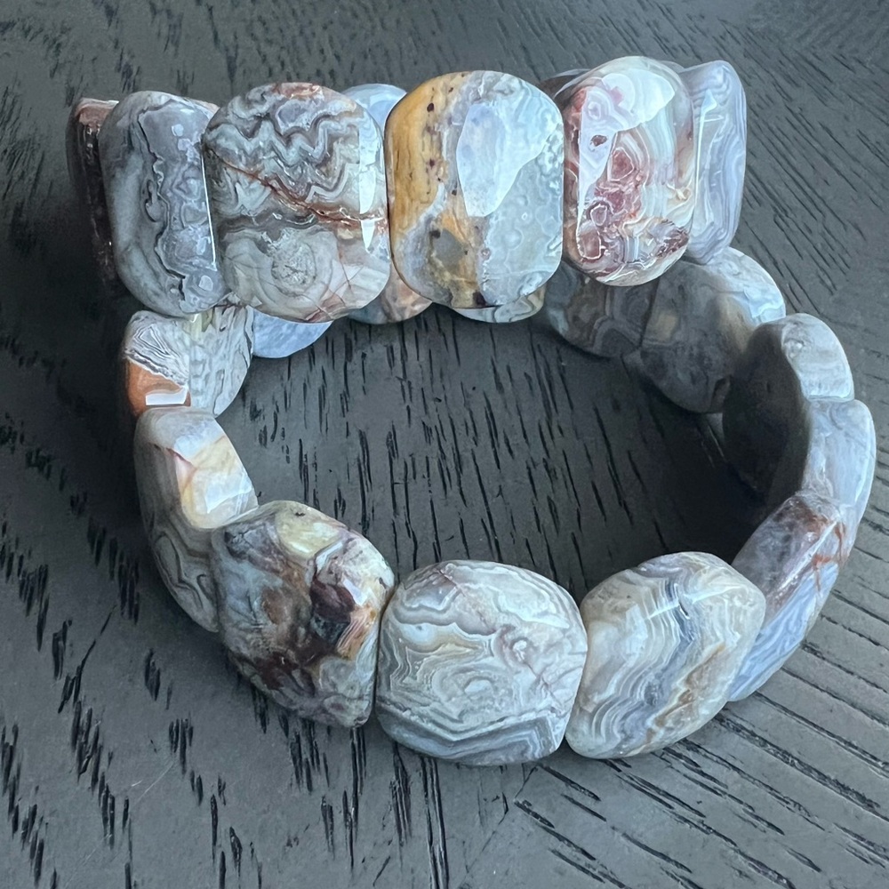 (ONE) Mexican crazy lace soft bangle SIZE 7.25’